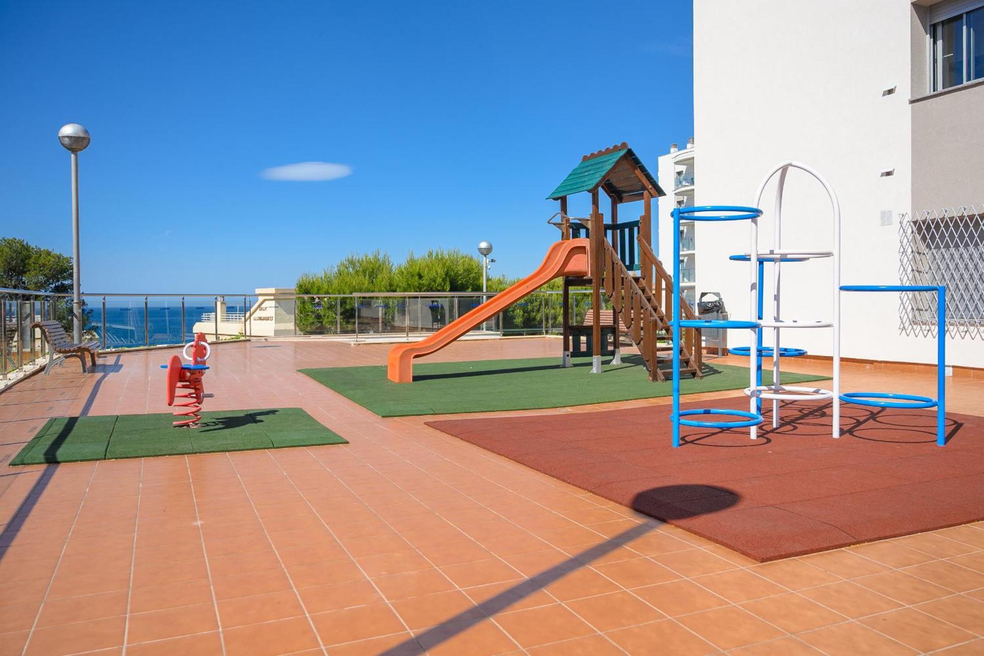 Apartaments Albatros Family サロウ エクステリア 写真