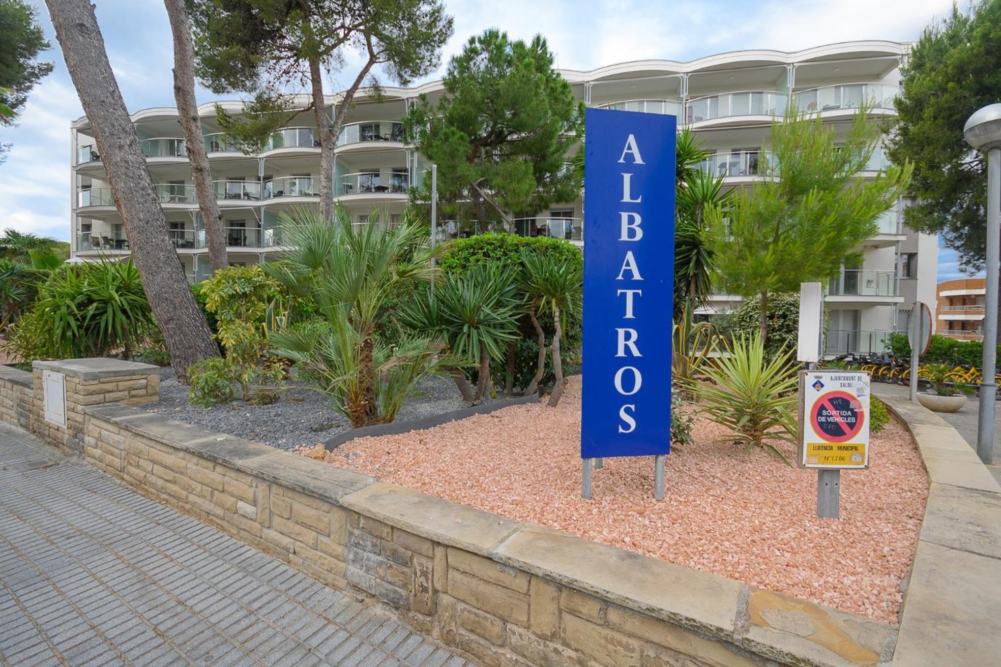 Apartaments Albatros Family サロウ エクステリア 写真